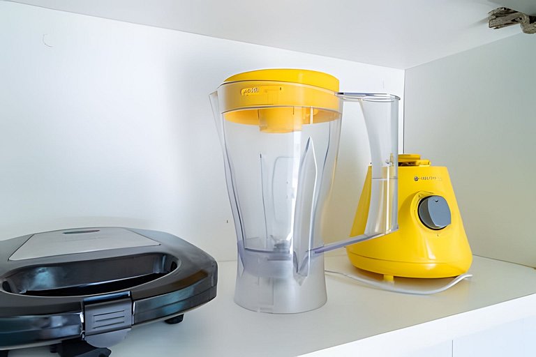 Até 4 hóspedes, Garagem, Cozinha Completa, Wi-fi, Jr Catito