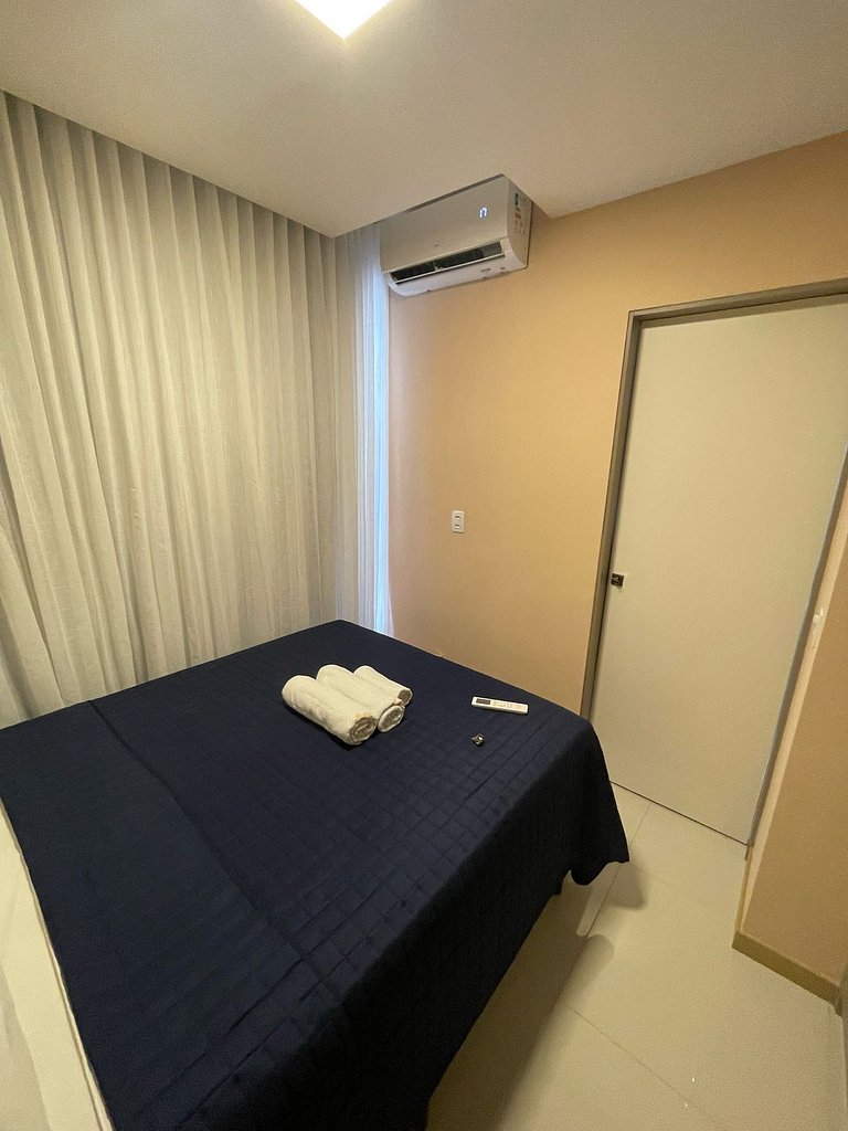 Ap até 4 hóspedes, Frente Praia, Varanda, na Barra , de Fren