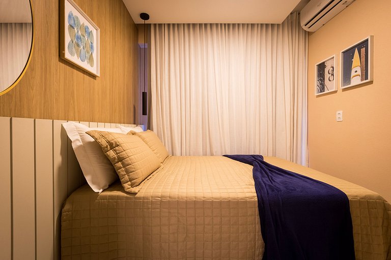 Ap até 4 hóspedes, Frente Praia, Varanda, na Barra , de Fren