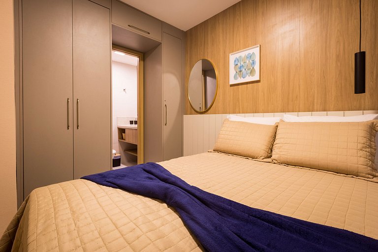 Ap até 4 hóspedes, Frente Praia, Varanda, na Barra , de Fren