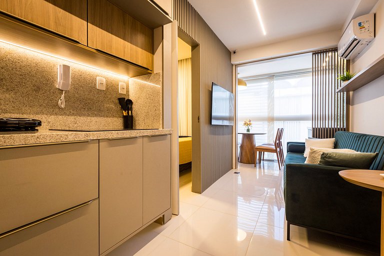 Ap até 4 hóspedes, Frente Praia, Varanda, na Barra , de Fren