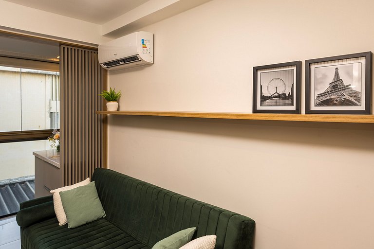 Ap até 4 hóspedes, Frente Praia, Varanda, na Barra , de Fren