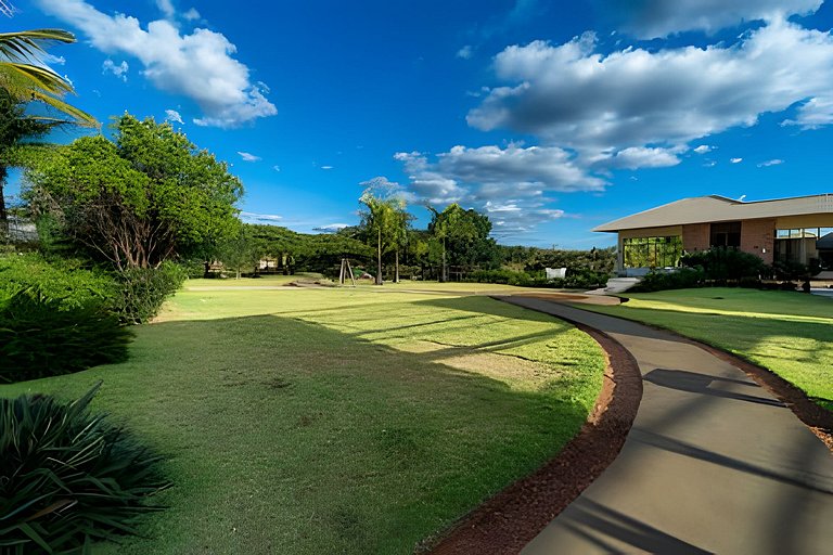 Fazenda ,11 Suítes, Até 42 Hóspedes, 17kmBrazland