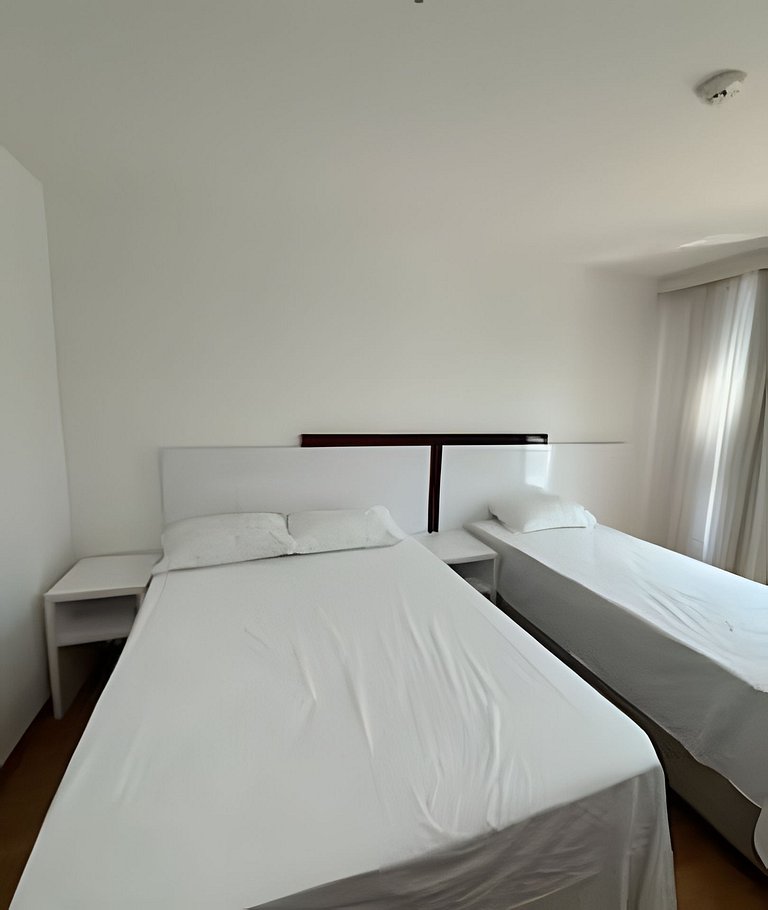 Flat em Hotel, Até 4 Hóspedes, Piscina, Garagem , Jr Catito