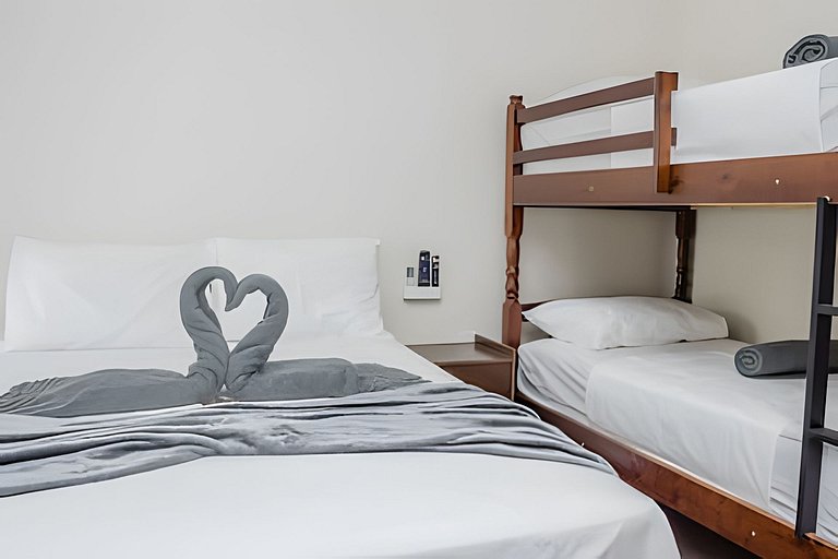 Rancho Corumbá 4, Piscina, Sauna, 5 Qtos, Churassq