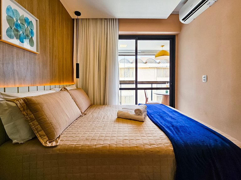 Ap até 4 hóspedes, Frente Praia, Varanda, na Barra , de Fren