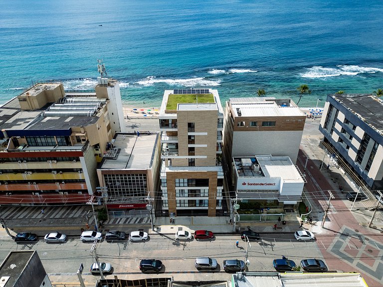 Ap até 4 hóspedes, Frente Praia, Varanda, na Barra , de Fren