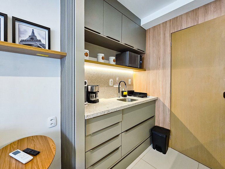 Ap até 4 hóspedes, Frente Praia, Varanda, na Barra , de Fren