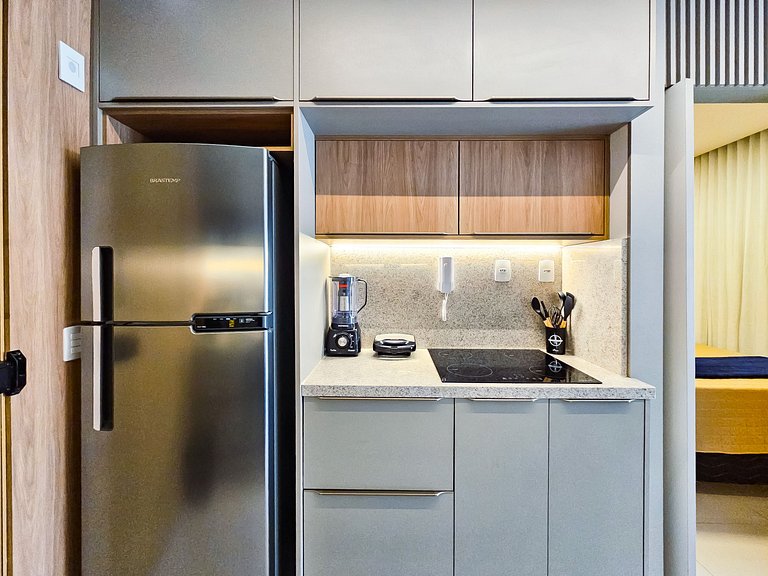 Ap até 4 hóspedes, Frente Praia, Varanda, na Barra , de Fren