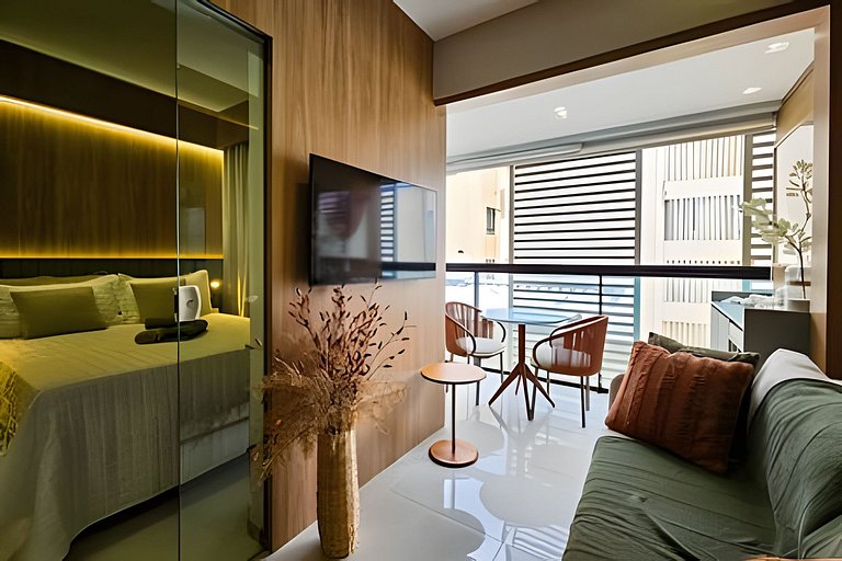 Ap até 4 hóspedes, Frente Praia, Varanda, na Barra , de Fren