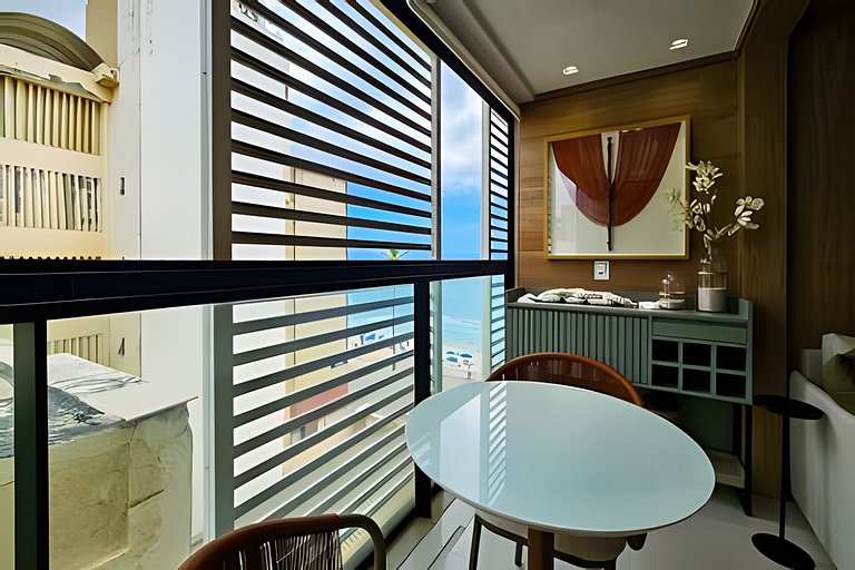 Ap até 4 hóspedes, Frente Praia, Varanda, na Barra , de Fren