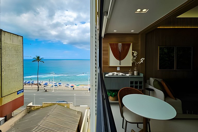 Ap até 4 hóspedes, Frente Praia, Varanda, na Barra , de Fren