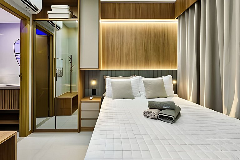 Ap até 4 hóspedes, Frente Praia, Varanda, na Barra , de Fren