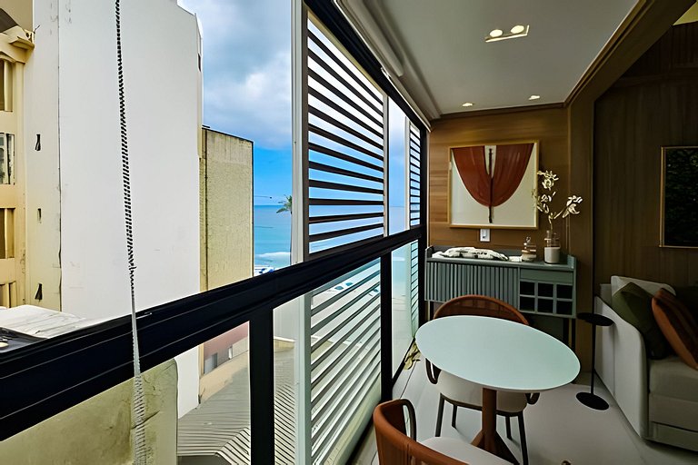 Ap até 4 hóspedes, Frente Praia, Varanda, na Barra , de Fren