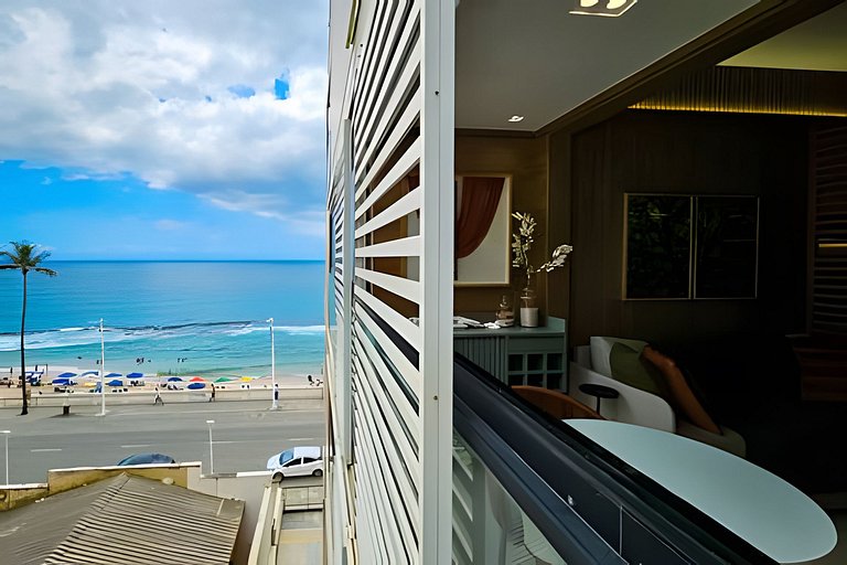 Ap até 4 hóspedes, Frente Praia, Varanda, na Barra , de Fren