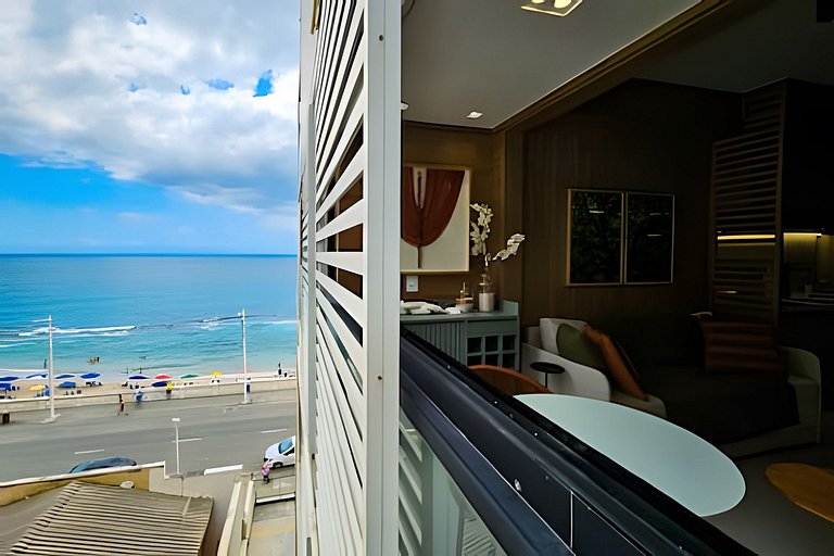 Ap até 4 hóspedes, Frente Praia, Varanda, na Barra , de Fren