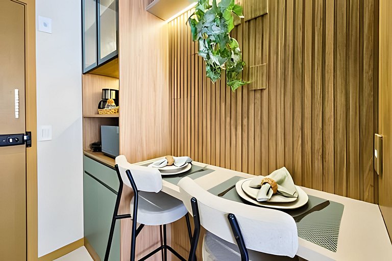 Ap até 4 hóspedes, Frente Praia, Varanda, na Barra , de Fren