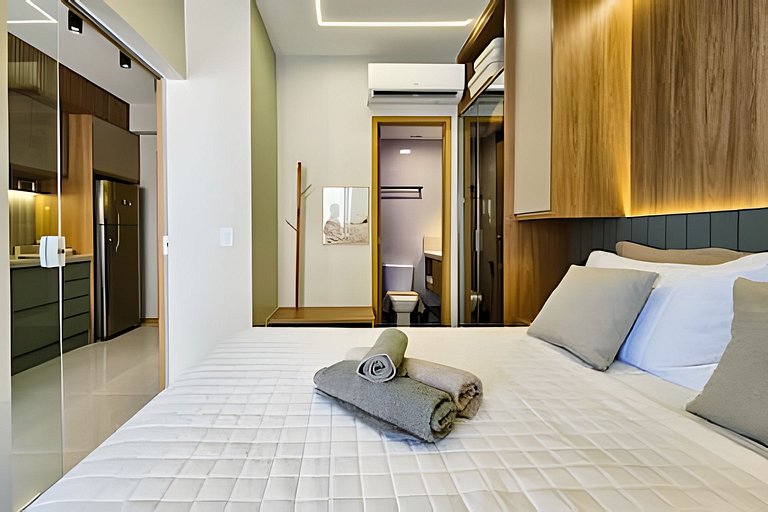 Ap até 4 hóspedes, Frente Praia, Varanda, na Barra , de Fren