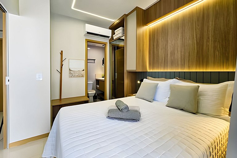 Ap até 4 hóspedes, Frente Praia, Varanda, na Barra , de Fren