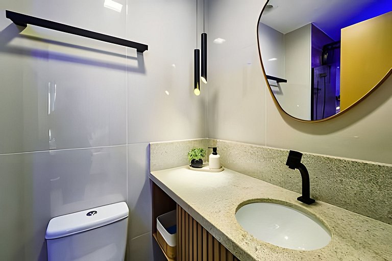 Ap até 4 hóspedes, Frente Praia, Varanda, na Barra , de Fren