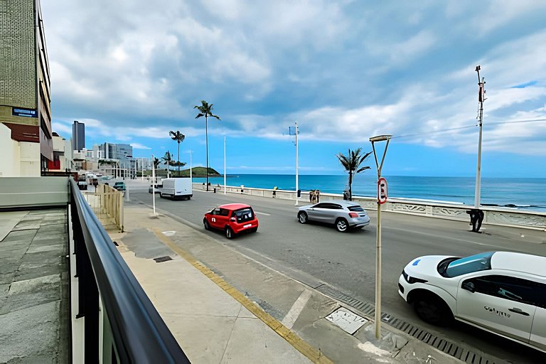 Ap até 4 hóspedes, Frente Praia, Varanda, na Barra , de Fren