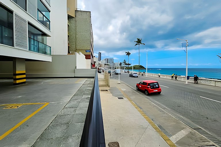 Ap até 4 hóspedes, Frente Praia, Varanda, na Barra , de Fren