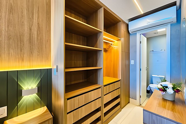 Frente Praia, Até 4 Hóspedes, Piscina, Garagem, Rooftop, Jr