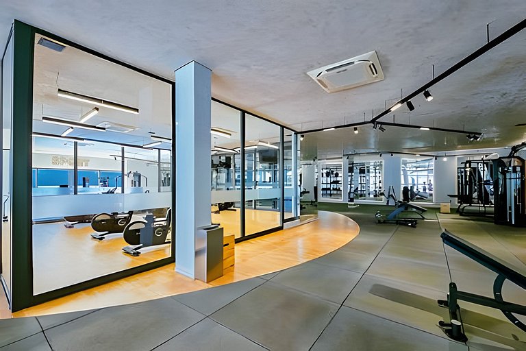 Ed. Frente Mar, Até 4 Hóspedes, Piscina, Academia, Rooftop,