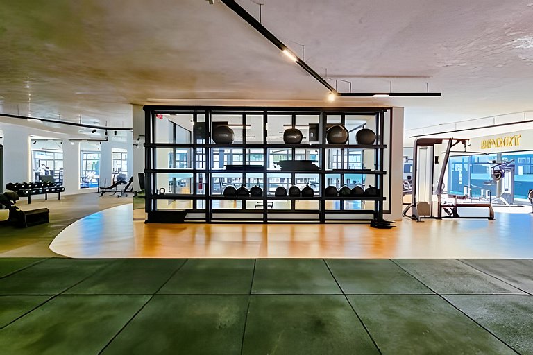 Ed. Frente Mar, Até 4 Hóspedes, Piscina, Academia, Rooftop,